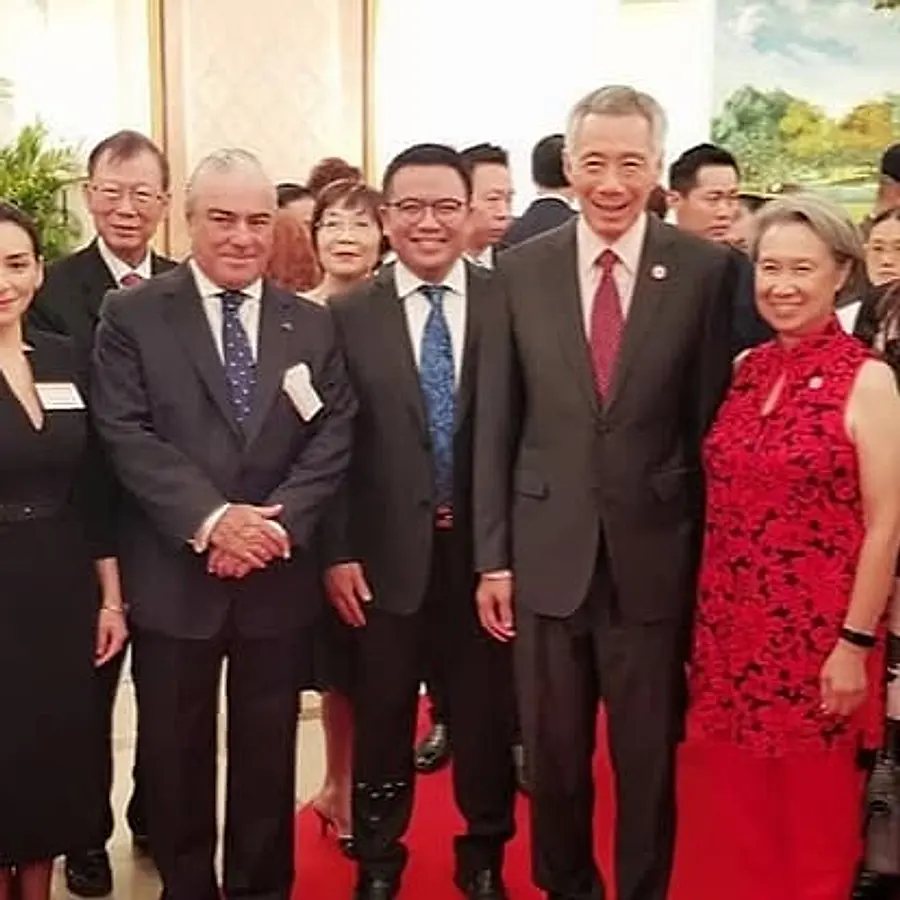 Prof Dr M Nazri Muhd with Prime Minister Lee Hsien Loong and Ms Ho Ching at the Istana
